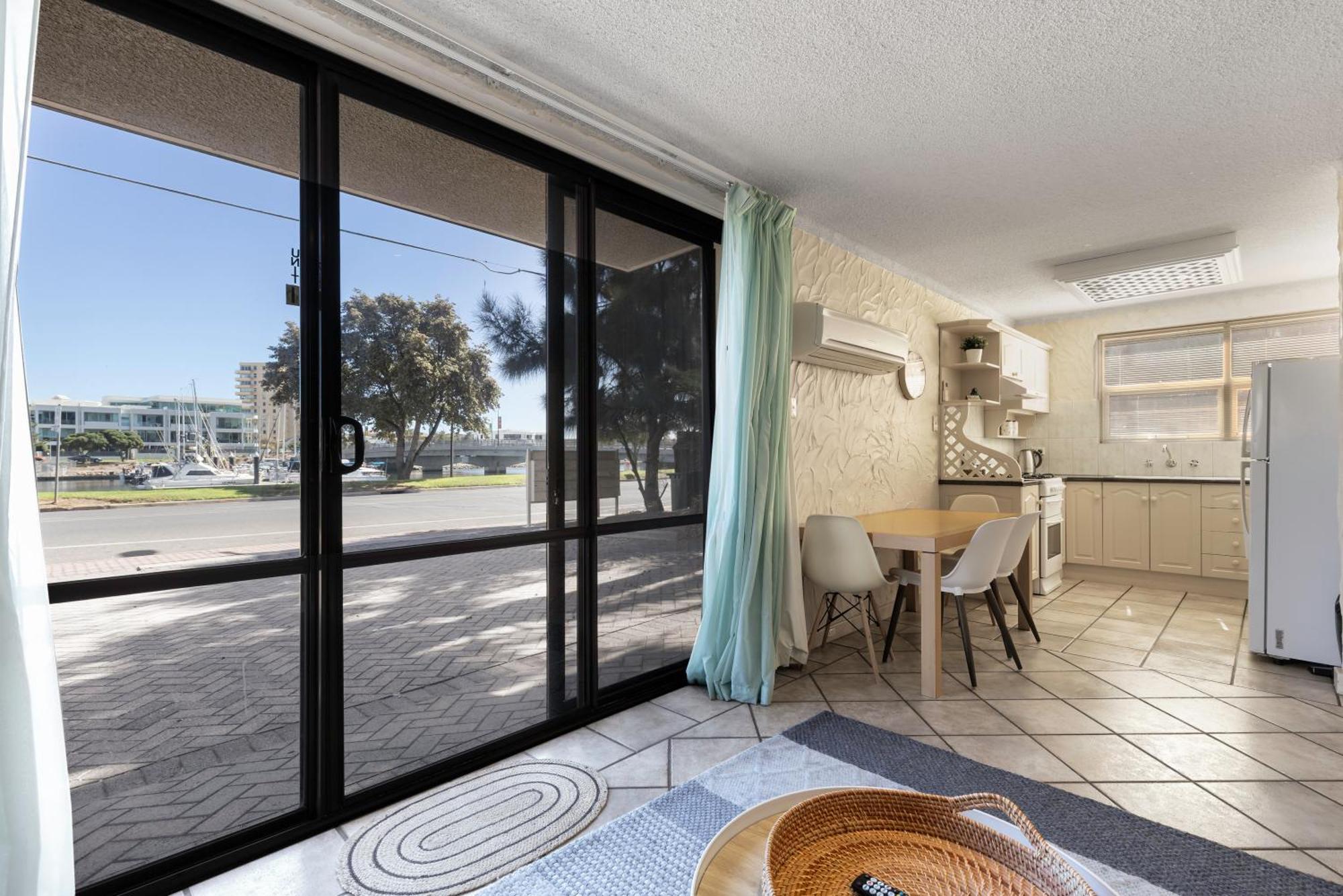 Bayswaterfront Apartments Αδελαΐδα Δωμάτιο φωτογραφία